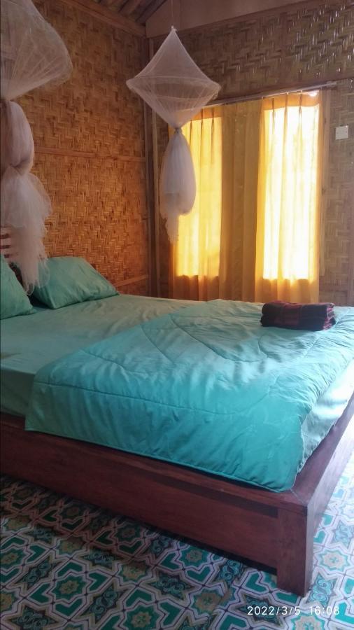 Tereng Wilis Bungalows เตเตบาตู ห้อง รูปภาพ