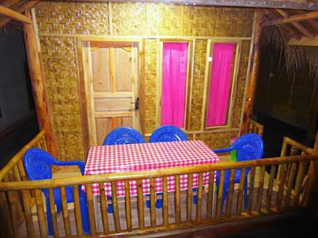 Tereng Wilis Bungalows เตเตบาตู ภายนอก รูปภาพ