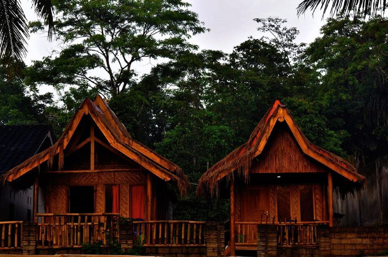Tereng Wilis Bungalows เตเตบาตู ภายนอก รูปภาพ